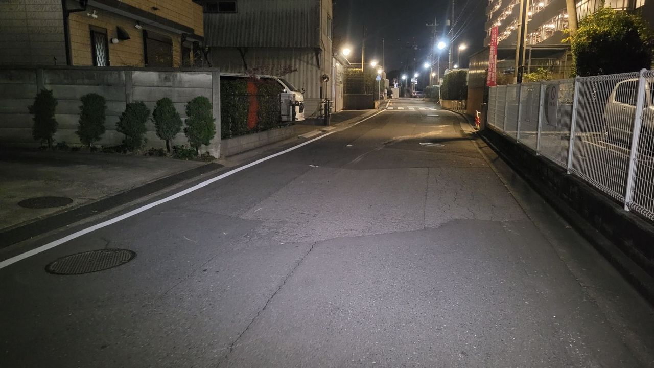 歩行中倒れた小6 車にひかれ死亡 - Yahoo!ニュース