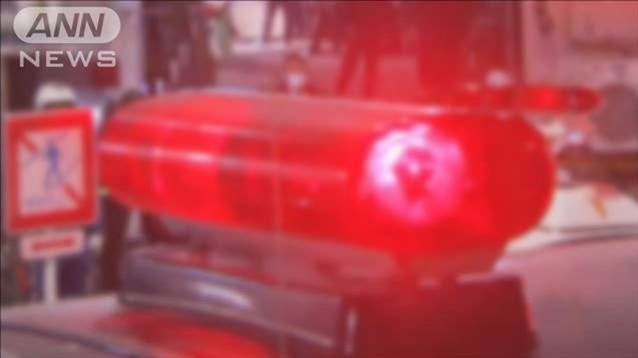 仲裁のタクシー運転手重傷 客逮捕