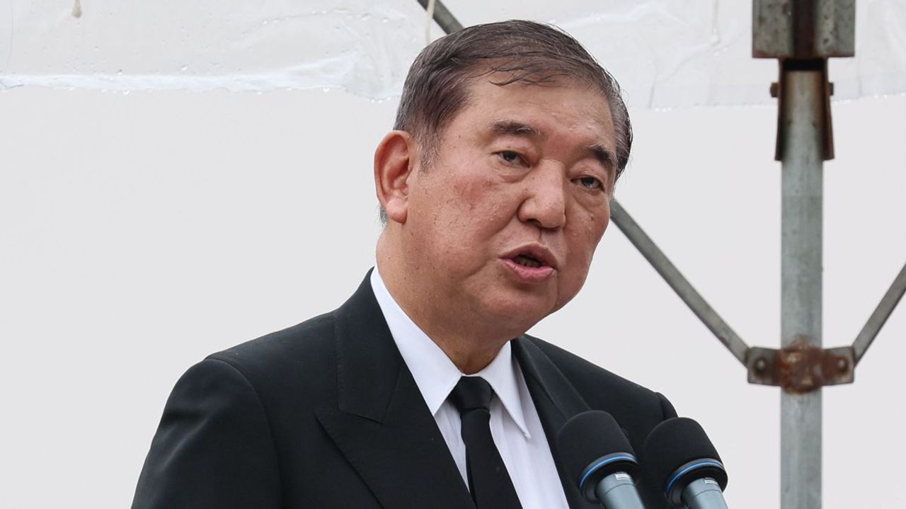 内閣支持率が27.3%に上昇 時事