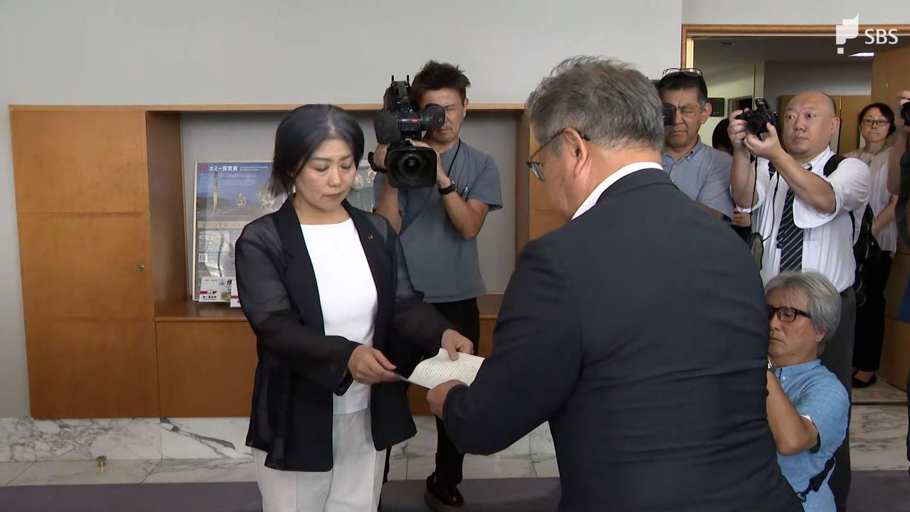 伊東市長に「卒業証書」再請求