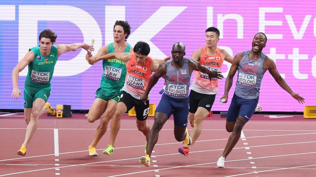 男子400mリレー ミス続出の大波乱