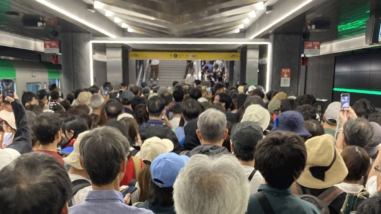 万博終盤 始発混雑し夢洲駅に怒号 - Yahoo!ニュース