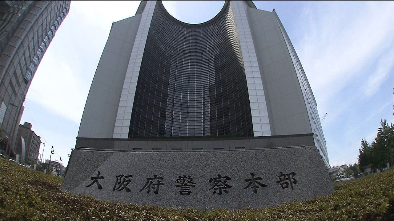 男児の着替え盗撮疑い 教諭逮捕