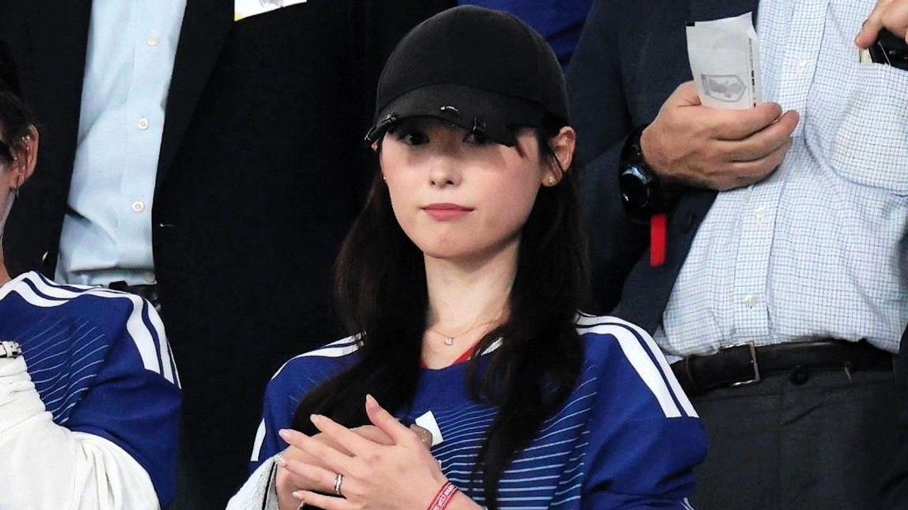 福原遥 夫・久保建英を現地応援