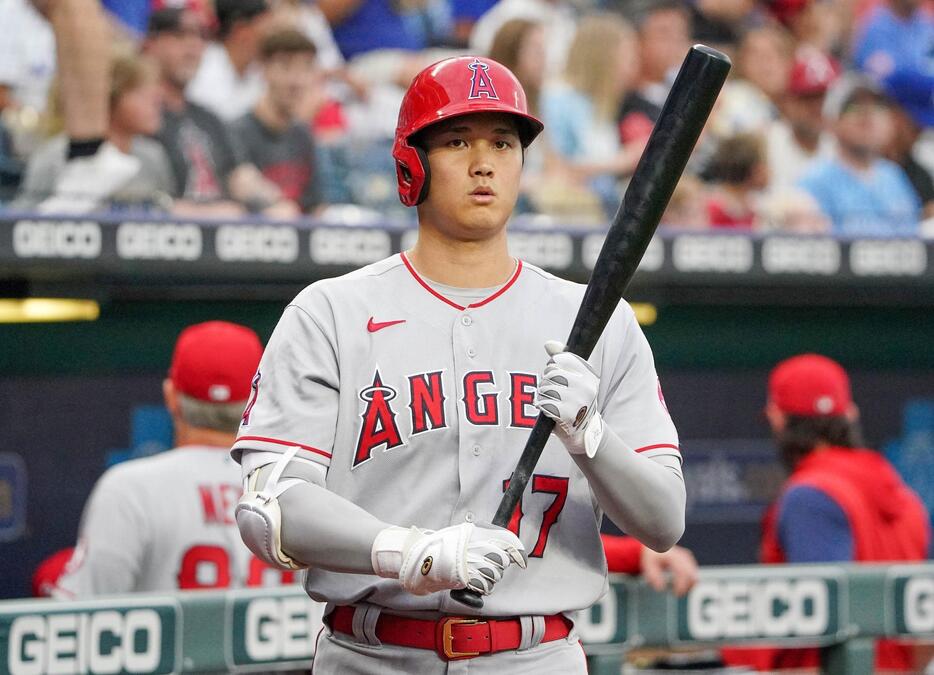 大谷翔平の残留が決まったがエンゼルスは主力3人をトレードで放出。今オフに待ち受ける大谷の契約更改資金を確保するのが狙いと見られている（写真：USA TODAY Sports/ロイター/アフロ）