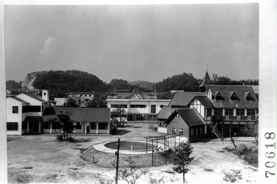 松竹大船撮影所。1936年1月から2000年6月まで神奈川県鎌倉市にあった（写真：毎日新聞社／アフロ）