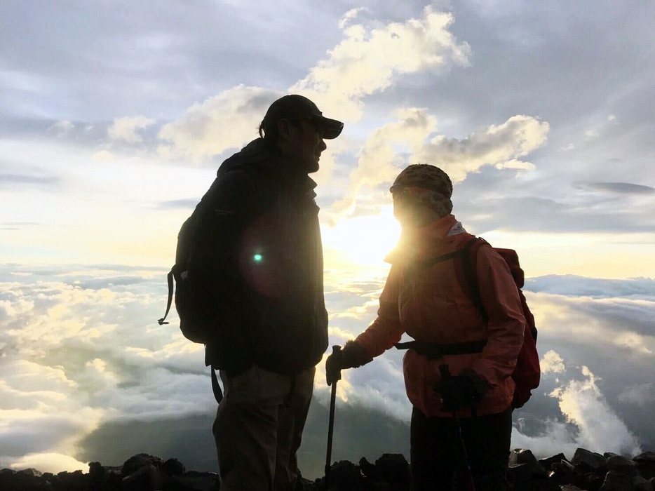 退院後、奥様と二人で富士山登頂を成し遂げた