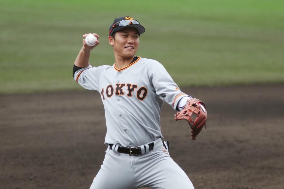 巨人の坂本勇人がPCR検査で陽性反応。無症状で抗体検査で発覚した陽性は感染リスクが高くないものだったが西武戦に出場したのは問題だ(写真・黒田史夫）