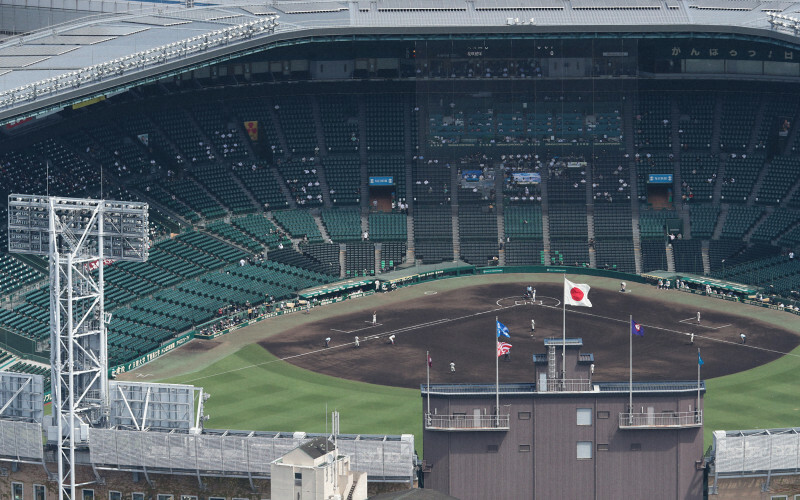 阪神甲子園球場＝兵庫県西宮市で、本社ヘリから