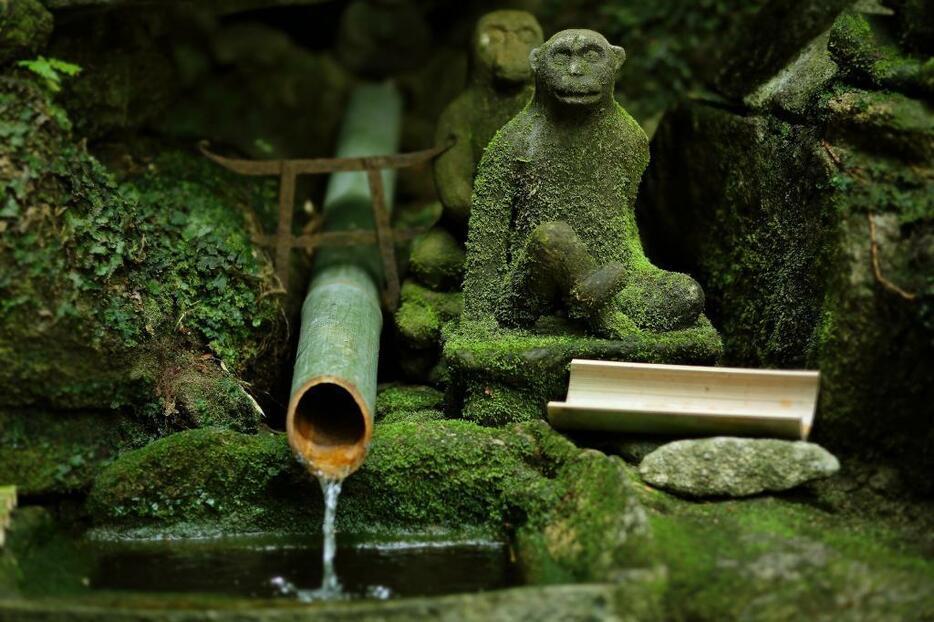 仁比山神社の神水（撮影：倉谷清文）