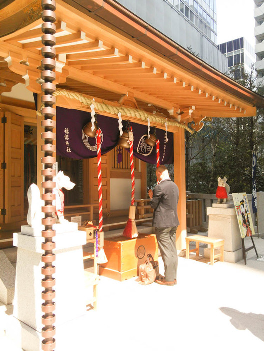 神社はご神前で誓いを立て、それに見合った努力をする場所（著者提供）