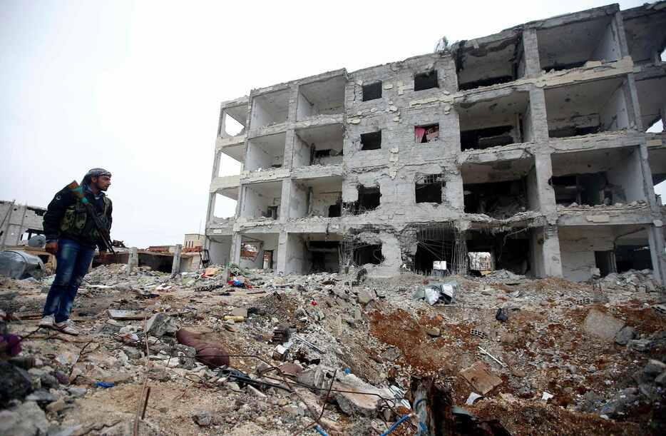 破壊された街並み＝1月30日、シリア北部の街アインアルアラブ、クルド名コバニ（ロイター/アフロ）