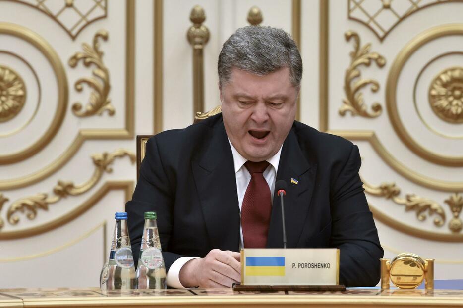 ウクライナのポロシェンコ大統領＝2015年2月11日 （ロイター/アフロ）