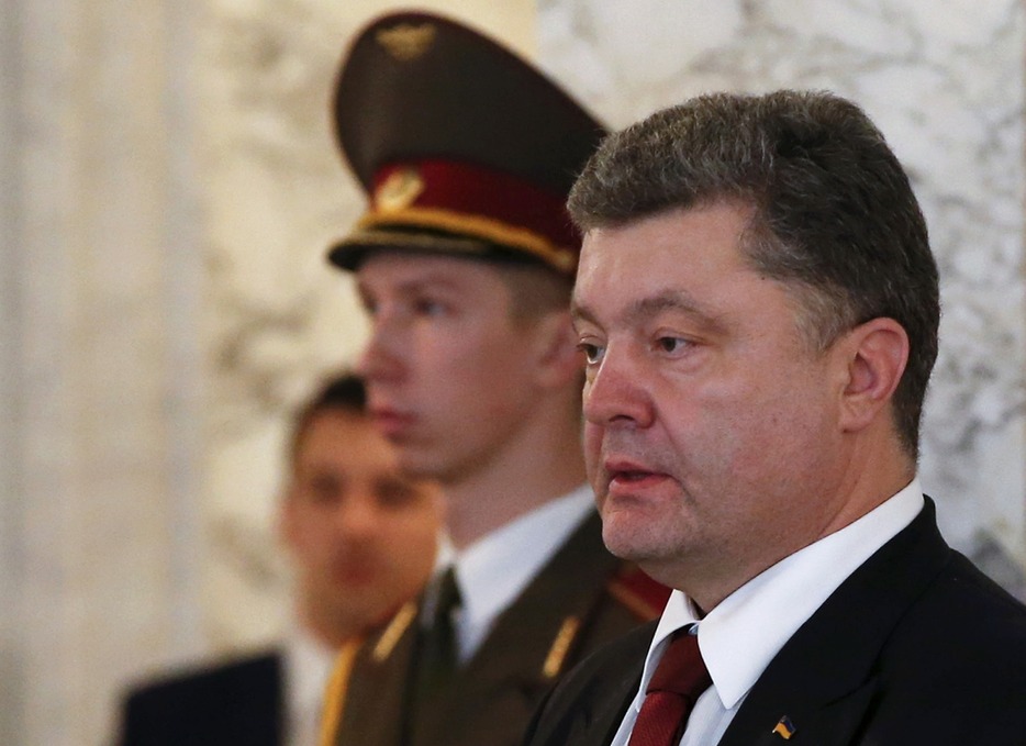 ウクライナのポロシェンコ大統領＝2015年2月12日（ロイター/アフロ）