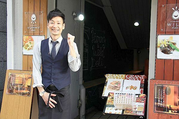 [写真]箱井オーナー・チョウザメに魅せられて専門店をつくった