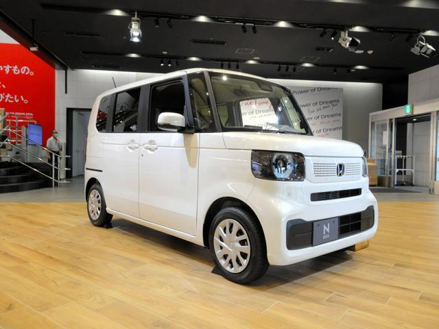 ホンダの軽自動車「N―BOX」=2024年6月26日、東京都内