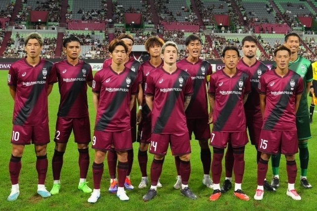 神戸が新体制を発表した。写真：田中研治（サッカーダイジェスト写真部）