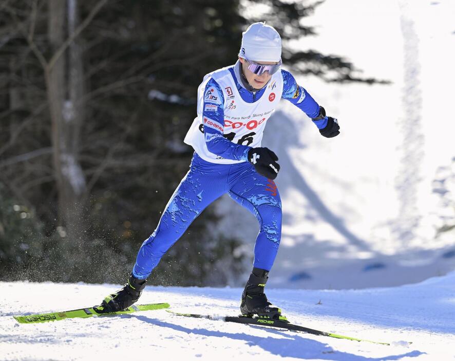 パラノルディックスキーのアジア・カップ、男子5キロフリー立位で優勝した川除大輝＝札幌市白旗山距離競技場