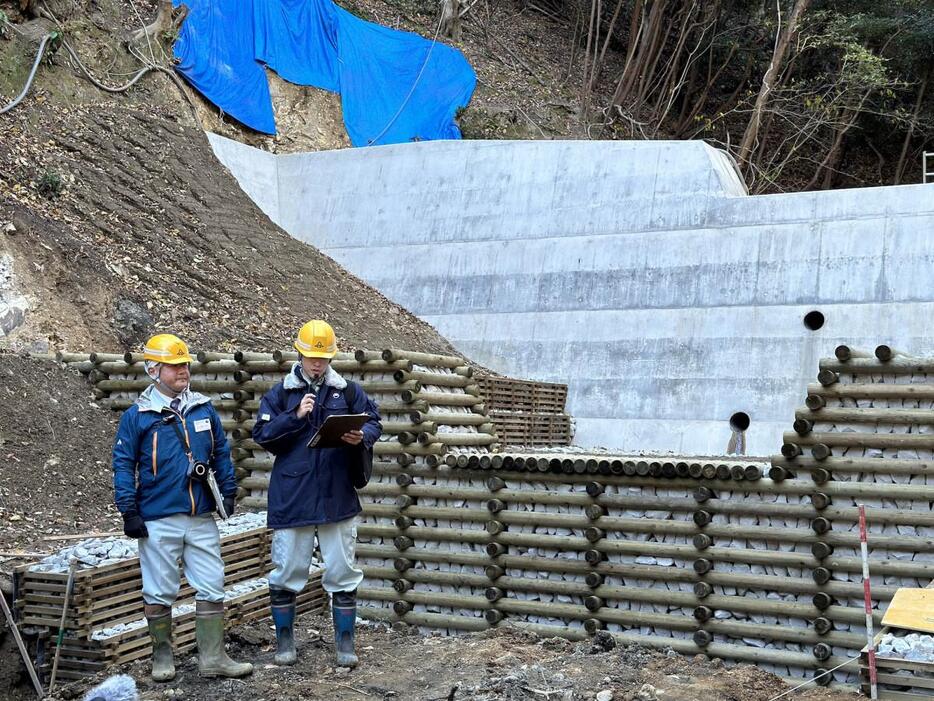 賀茂地域初となる松崎町の木製治山ダム