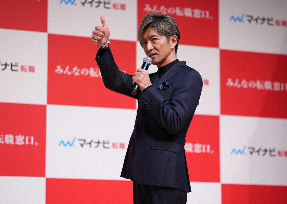 ＜マイナビ転職新TVCM発表会＞登壇する木村拓哉（撮影・小海途　良幹）