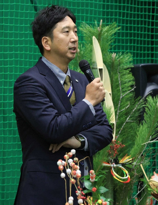 年賀式であいさつする阪神・藤川球児監督（撮影・中辻　颯太）