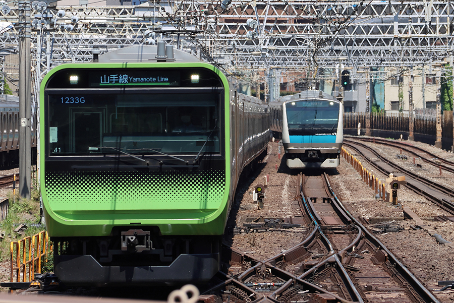 東京の鉄道のイメージ（画像：PIXTA）。