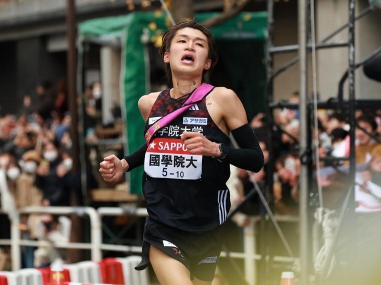 復路で意地を見せ、総合3位でフィニッシュした國學院大の吉田蔵之介（撮影・吉田耕一郎）