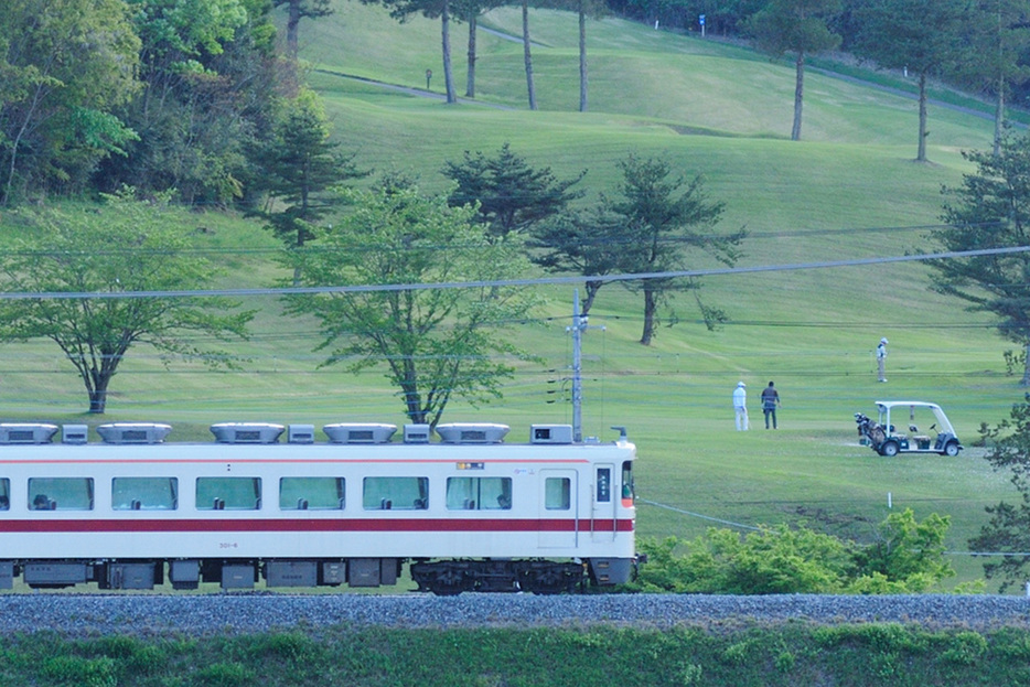 ビギナーにもオススメしたい電車ゴルフ　写真：PIXTA