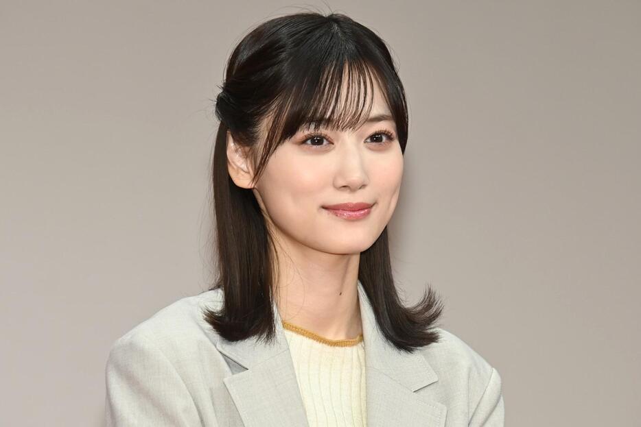 ドラマ「御曹司に恋はムズすぎる」の制作発表に出席した山下美月さん