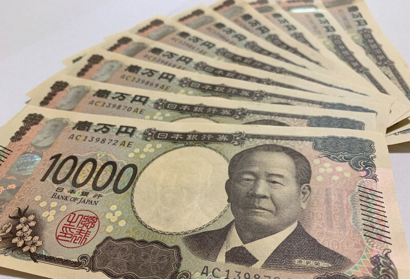 1万円札＝曽根田和久撮影