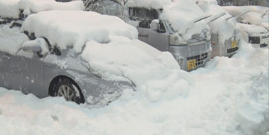 大雪で交通にも影響