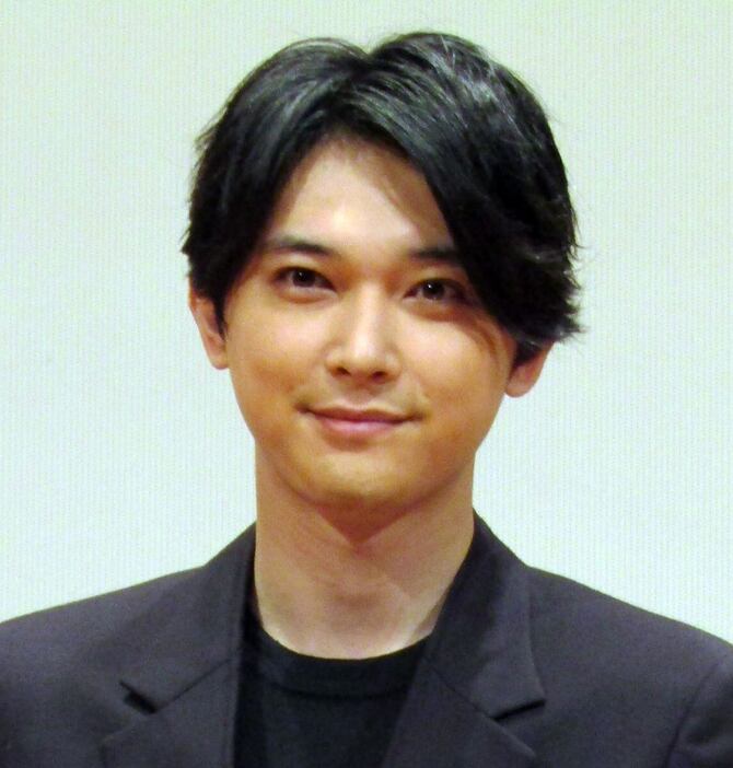 俳優、吉沢亮