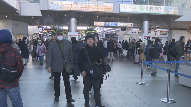 JR高松駅での帰省ラッシュ　2024年12月　