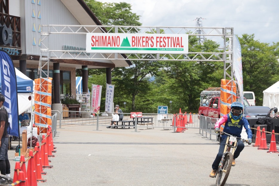 写真：Bicycle Club