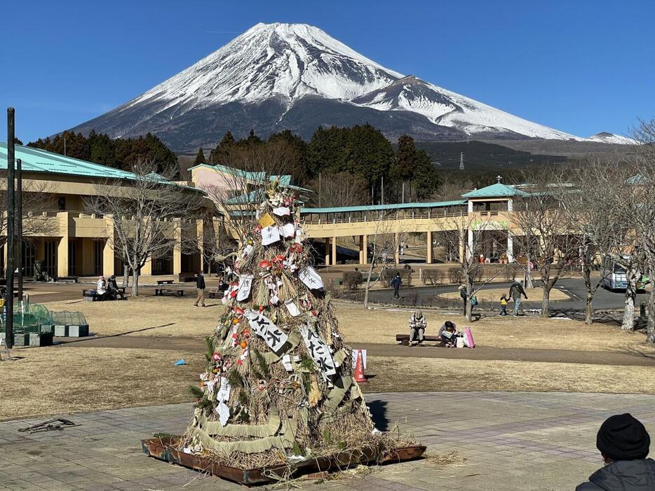 富士山こどもの国「どんど焼き」