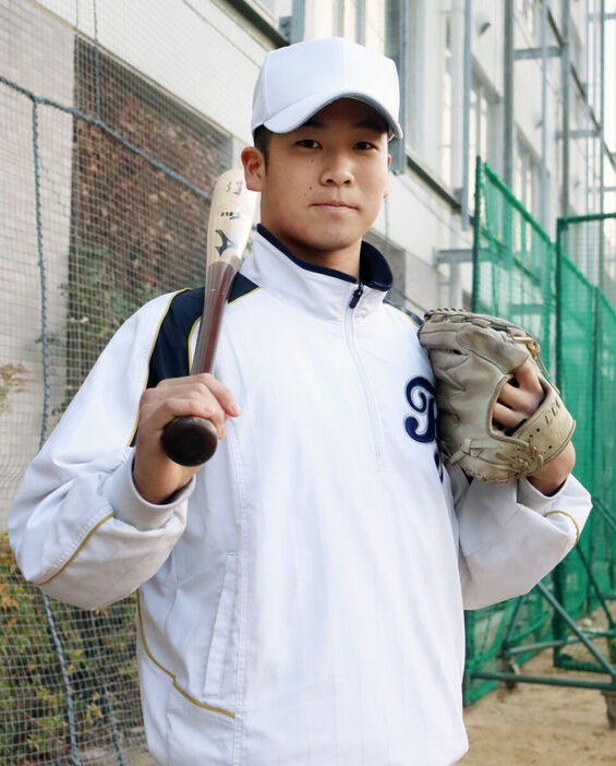 今秋ドラフト候補の二刀流、滝川の新井瑛太（カメラ・瀬川　楓花）