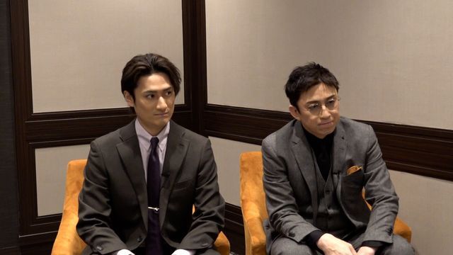 インタビューに応える中村隼人さんと松本幸四郎さん