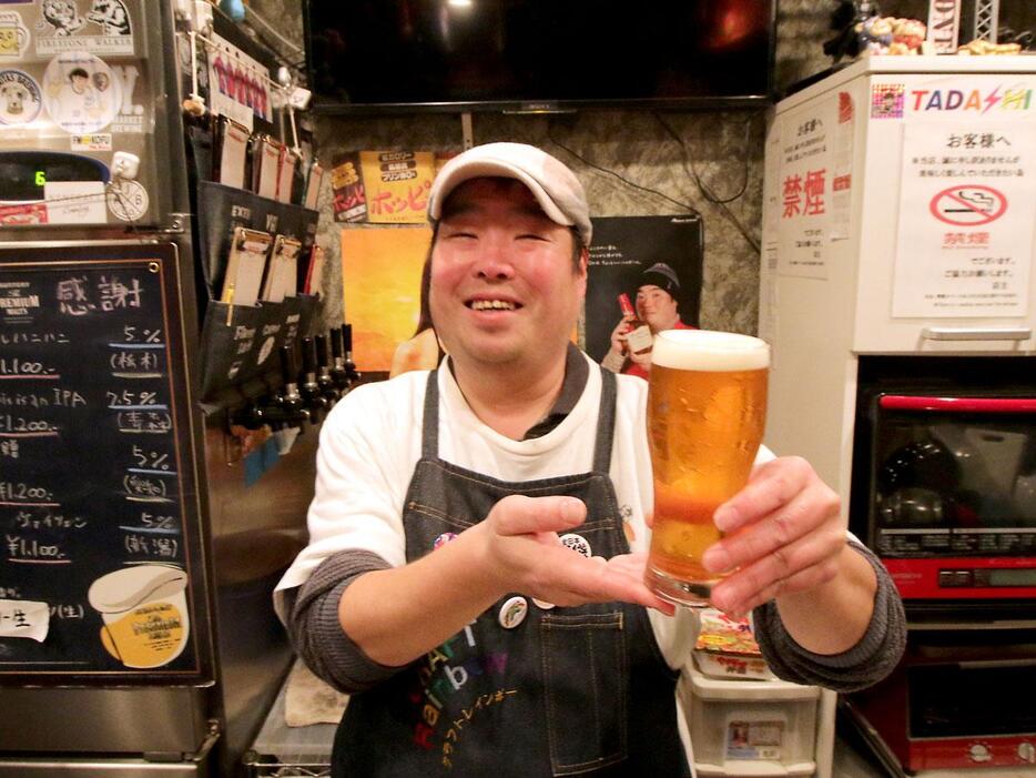 CRAFT RAINBOW（クラフトレインボー）店主の井坂成保さん