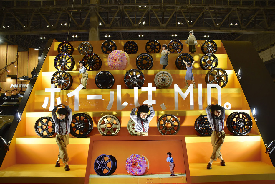 マルカサービスが展開するホイールブランド「MID WHEELS」が東京オートサロン2025にブースを出展した。