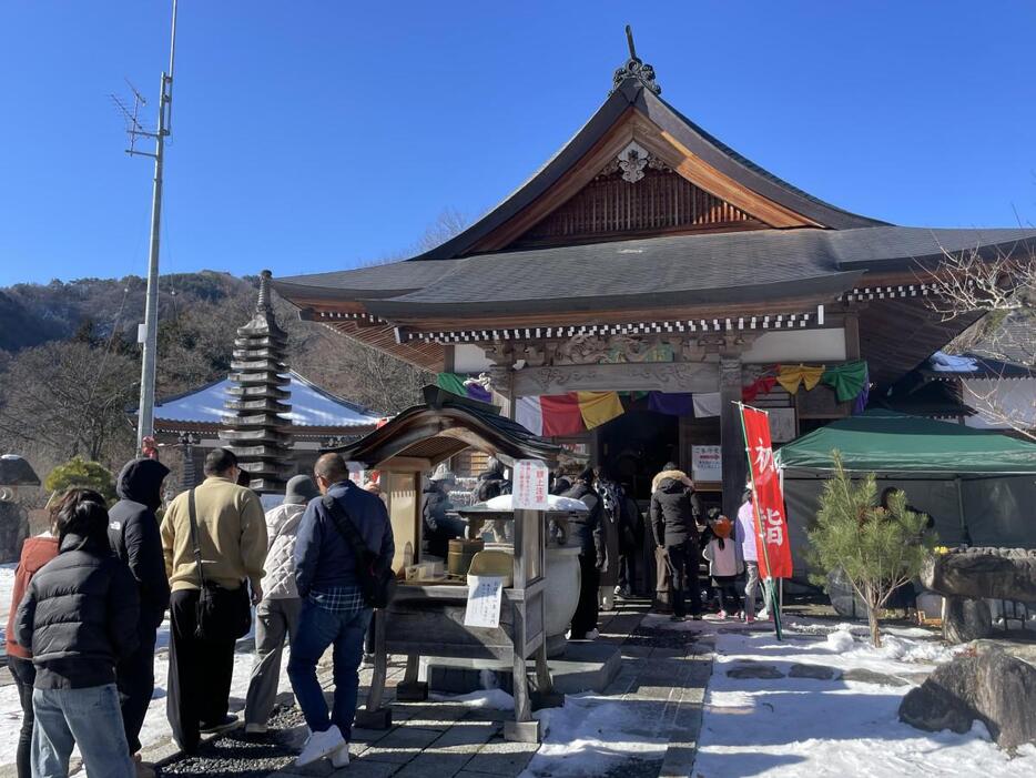 信濃比叡廣拯院の初詣