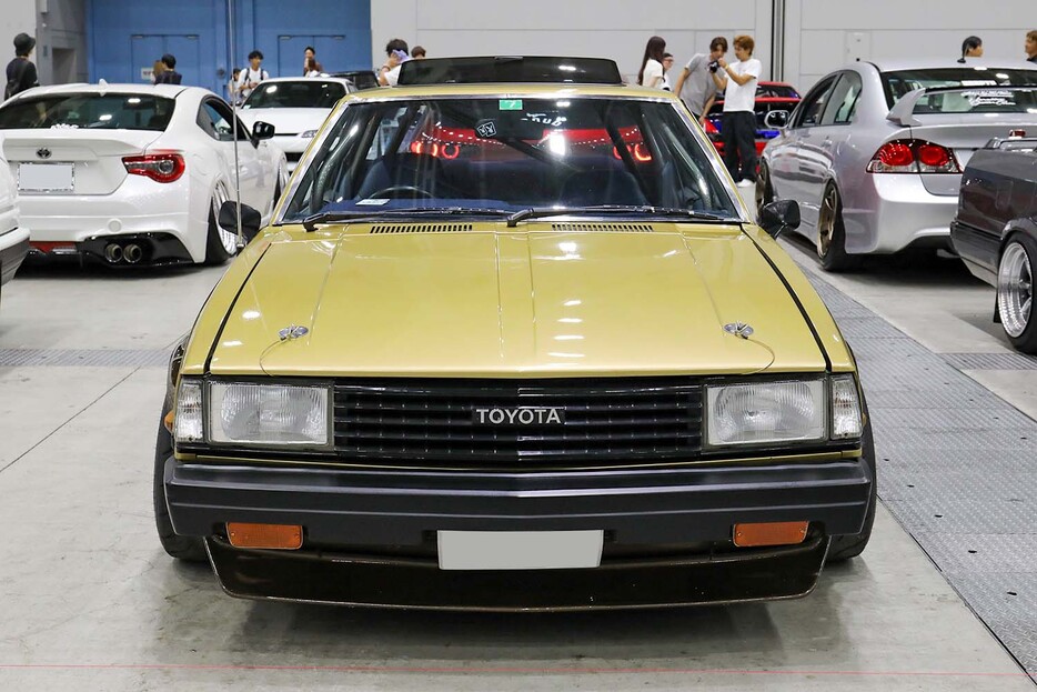 トヨタ2代目「カローラ／スプリンター（E20系）」デビュー