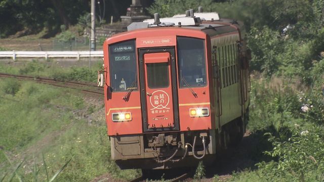 大雪の影響でJR越美北線は9日は終日運休