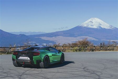 ランボルギーニの新型車「テメラリオ」（写真：Lamborghini）