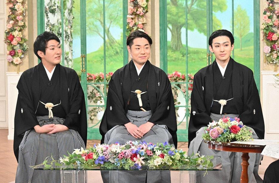 「徹子の部屋」に出演した（左から）中村橋之助さん、中村鷹之資さん、市川染五郎さん＝テレビ朝日提供