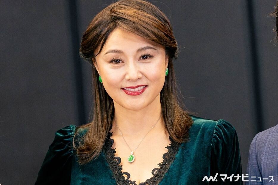 ドラマ『家政婦クロミは腐った家族を許さない』に出演する藤原紀香