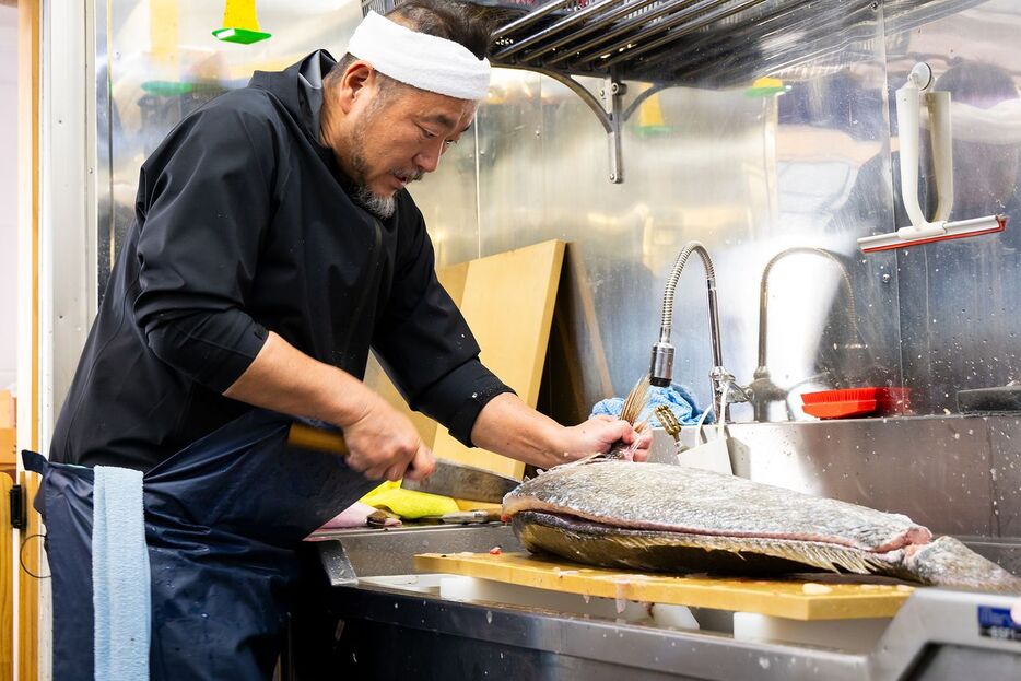 魚の伝道師・上田勝彦さん　撮影：ニッポンドットコム編集部