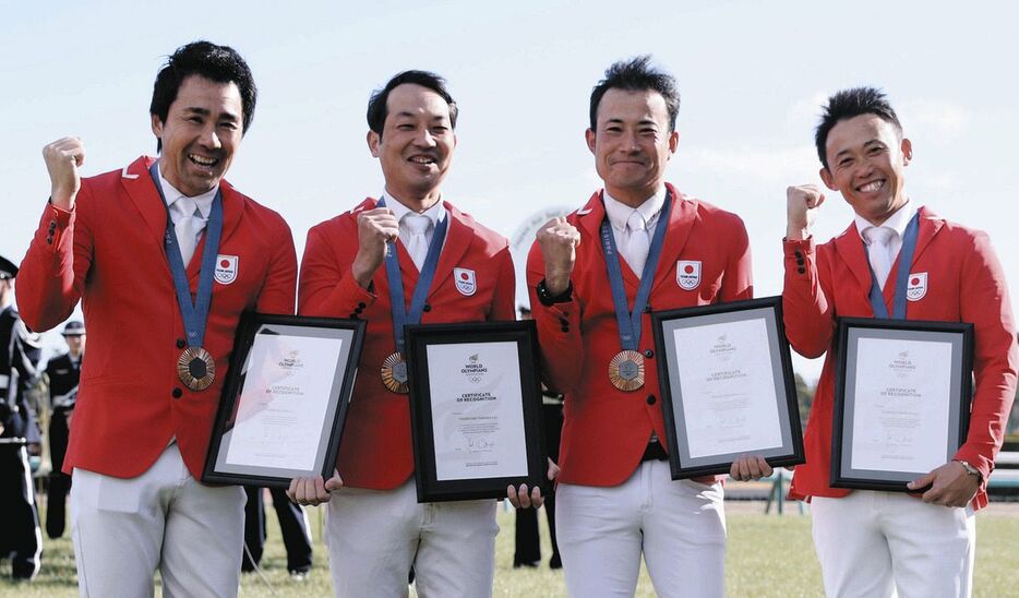 初老ジャパンの（左から）大岩義明選手、田中利幸選手、北島隆三選手、戸本一真選手