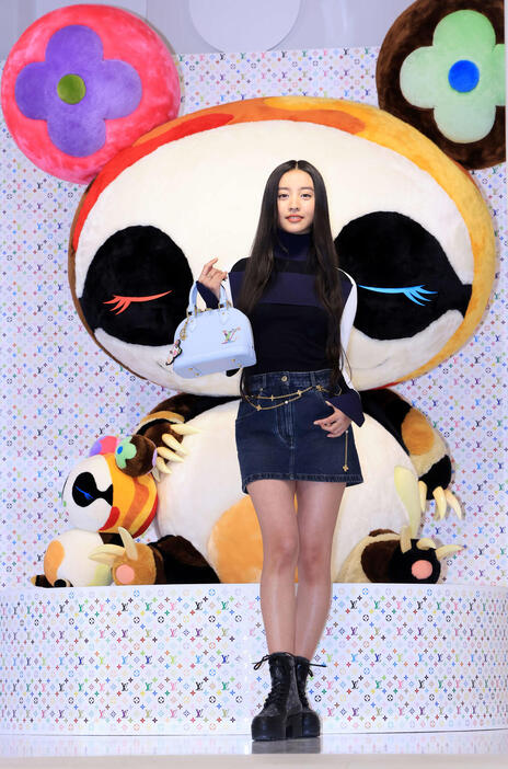 「LOUIS VUITTON×MURAKAMI」のフォトコールに登場したKoki，（撮影・浅見桂子）