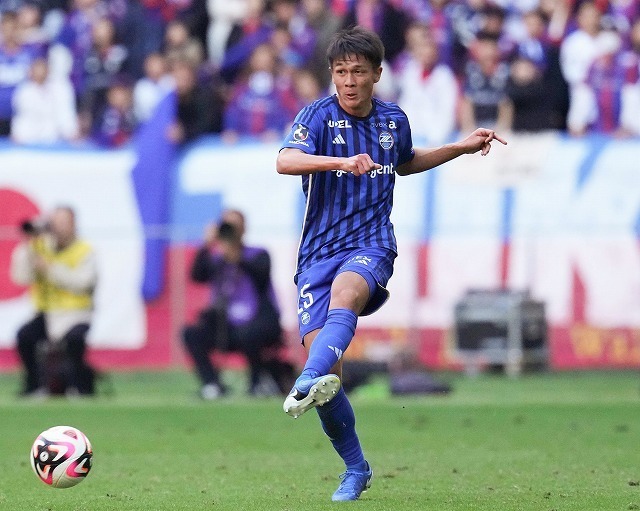 25シーズンは柏でプレーする杉岡。（C）SOCCER DIGEST