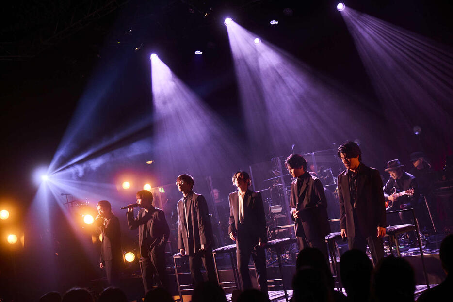 アコースティックライブ「MTV Unplugged：　SixTONES」でパフォーマンスしたSixTONES